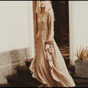 the oleander Dôen dress 2018